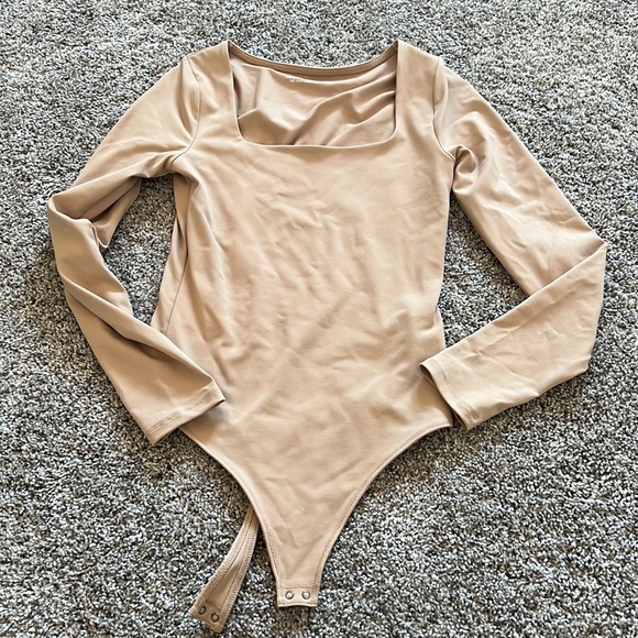 Abercrombie & Fitch Tops - A&F squareneck body suit
